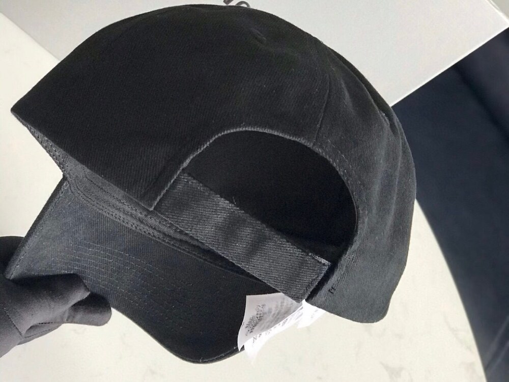 Balenciaga Logo Cotton Baseball Cap in Black - Picture 3 of 6
